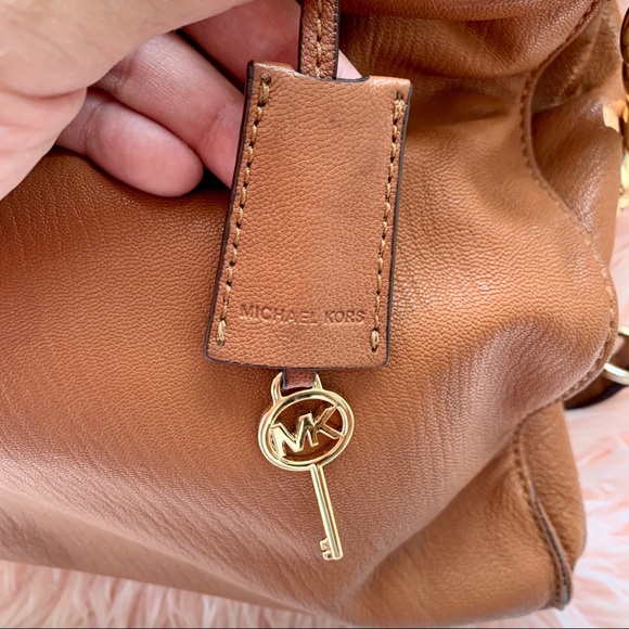 ❌Sold❌Michael Kors Hamilton tote bag - Picture 4 of 8